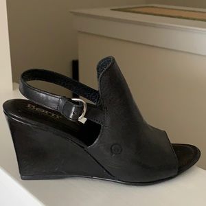 Born Black Sling Bevi Sandal